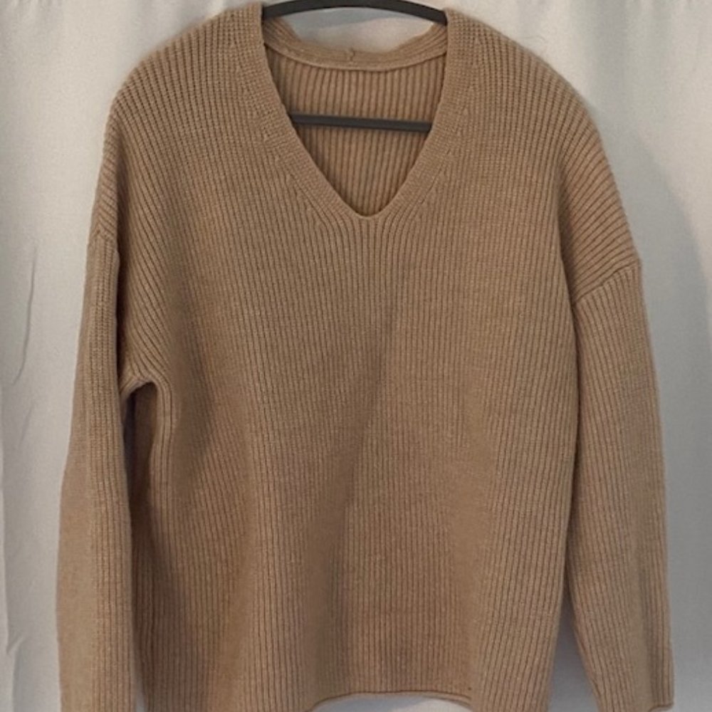 Dazy oversized knit sweater, size large
